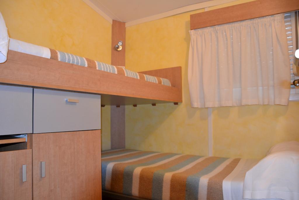 Camping Fuentes Blancas บูร์โกส ภายนอก รูปภาพ