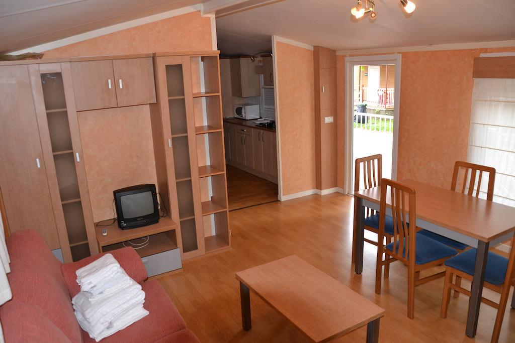 Camping Fuentes Blancas บูร์โกส ห้อง รูปภาพ