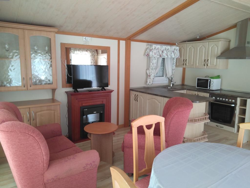 Camping Fuentes Blancas บูร์โกส ภายนอก รูปภาพ