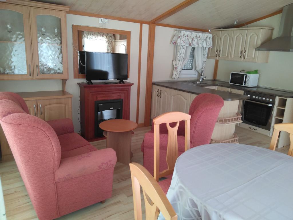 Camping Fuentes Blancas บูร์โกส ภายนอก รูปภาพ