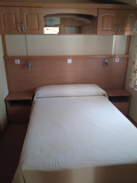 Camping Fuentes Blancas บูร์โกส ภายนอก รูปภาพ